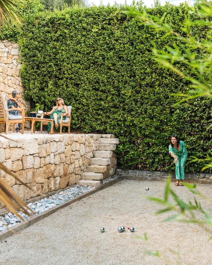 Loup Castel Boutique Hotel B&B Le Bar-sur-Loup Exteriör bild