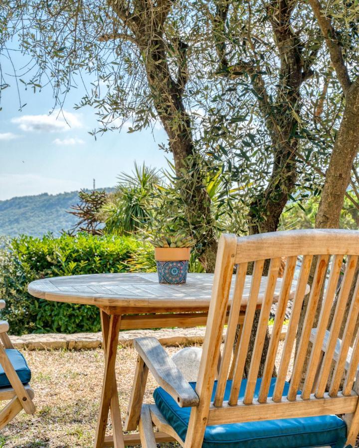 Loup Castel Boutique Hotel B&B Le Bar-sur-Loup Exteriör bild